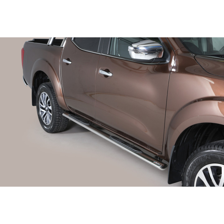 Oválné boční nášlapy 2016- Nissan NP 300 Navara DC GPO/400